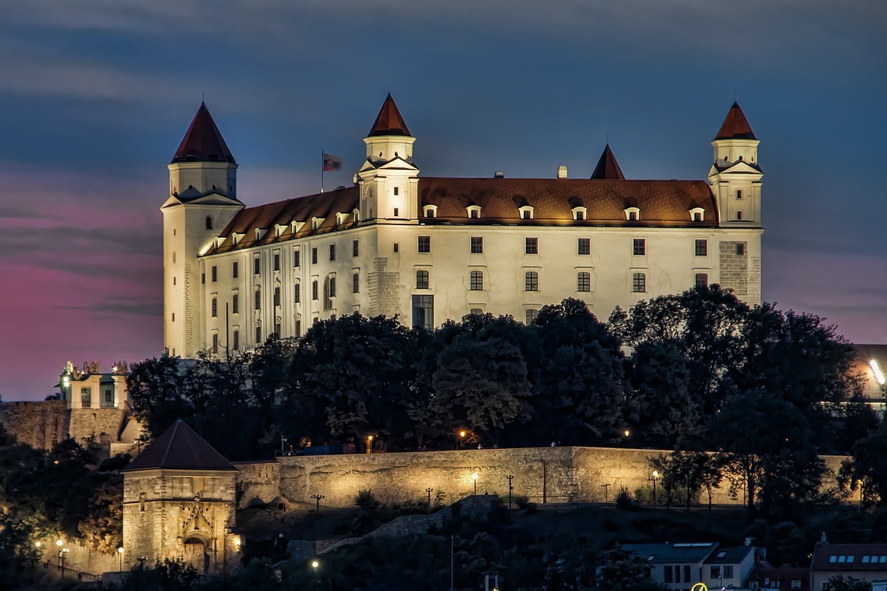 Taxi from Vienna Airport to Bratislava