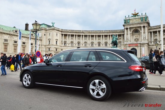 Vienna Airport Limousine Transfers 